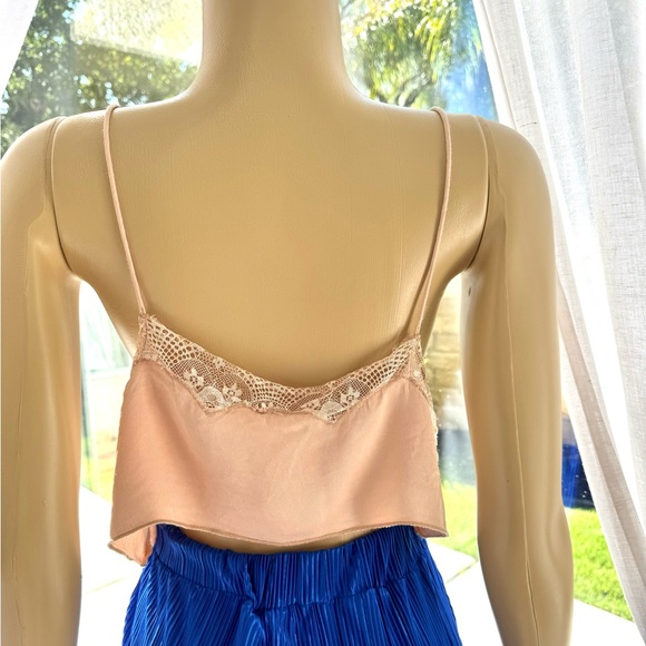 Free People Women's Pink Crop Top Size M Medium Floral Lace Sleeveless Satin - Picture 3 of 12